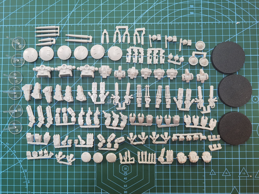 Tau Empire XV8 Crisis Battlesuit Team - Image 2