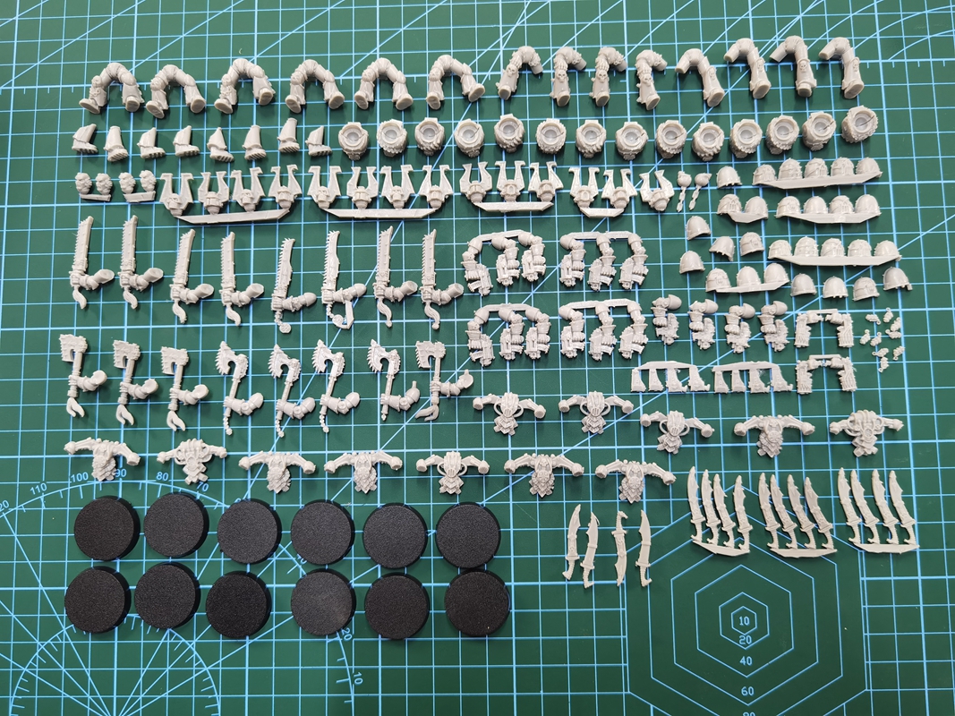 Chaos Space Marine Khorne Berzerkers - Image 2