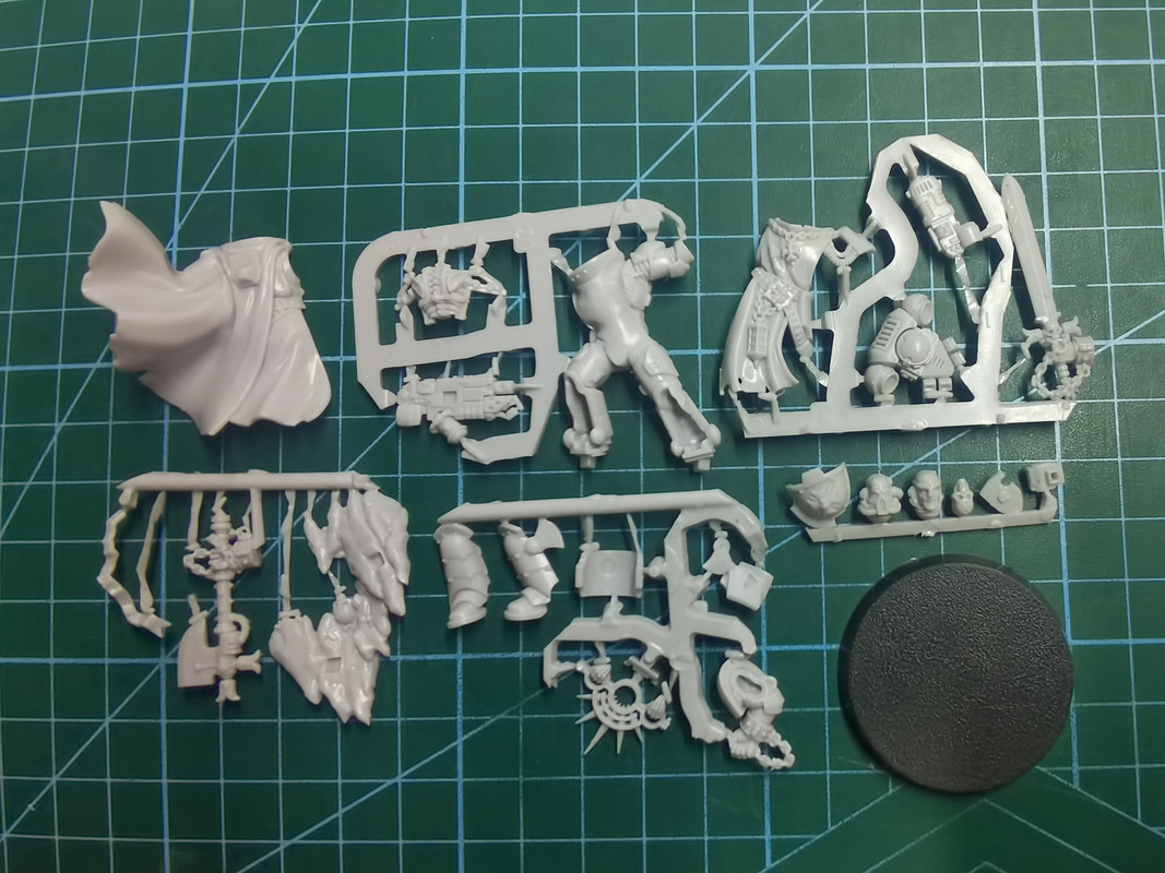 Black Templars Marshal - Image 2