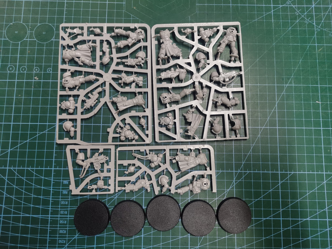 Tyranids Neurotyrant - Image 2