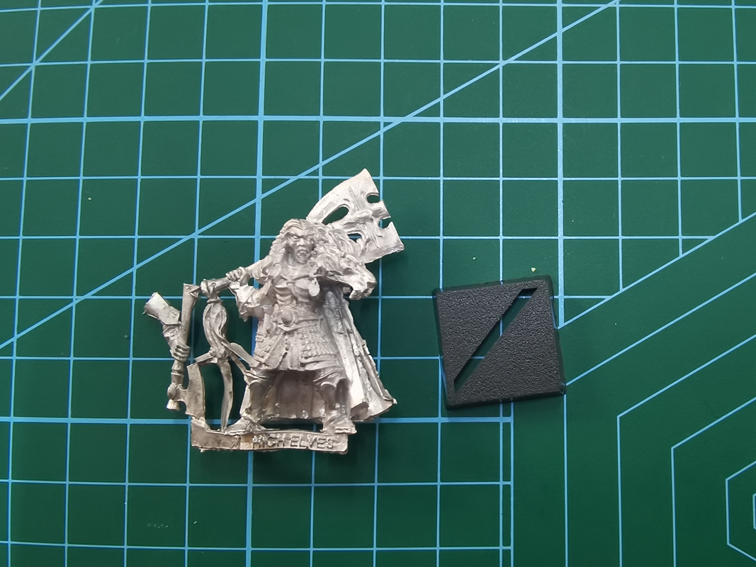 High Elf Korhil, Captain of the White Lions - Image 2