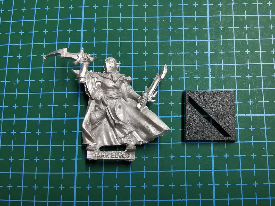 Dark Elf Assassin (Running) - Image 2