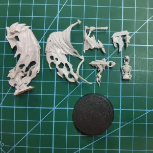 Bretonnian Trebuchet With Crew