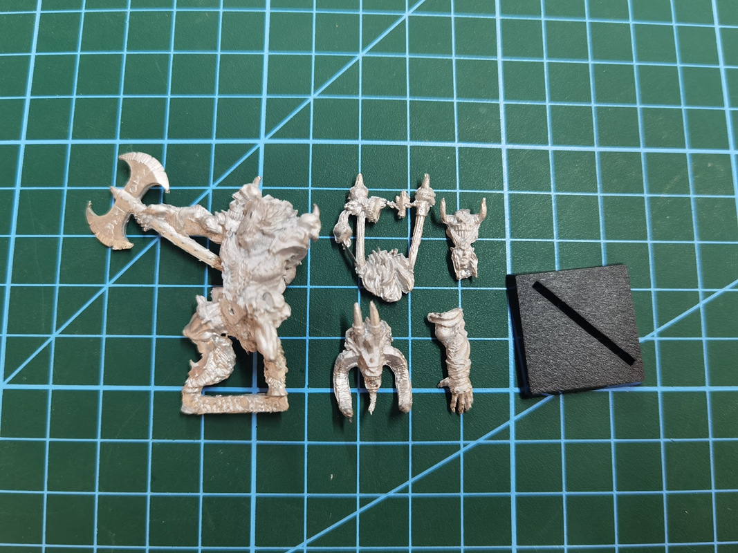 Avatars of war Beastman Warchief