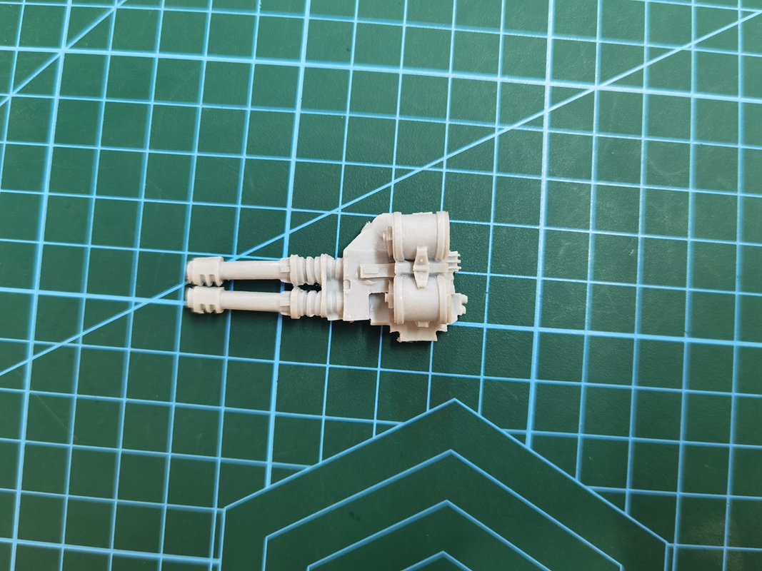 Sapce Marine Castaferum Dreadnought Autocannon (left)