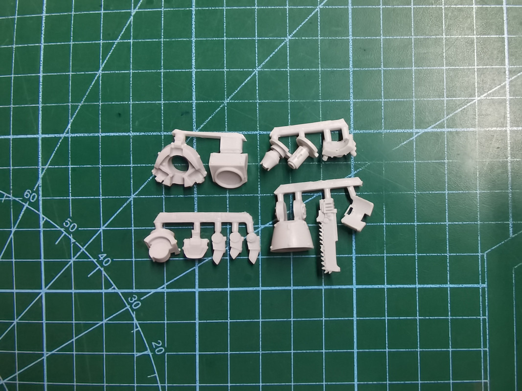 Space Marines Contemptor Pattern Chainfist Dreadnought