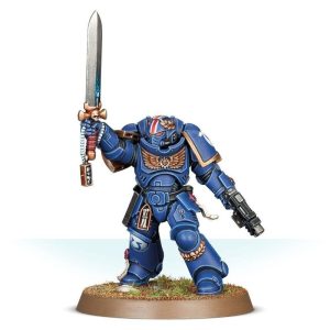 Space Marines Primaris Lieutenant with Power Sword